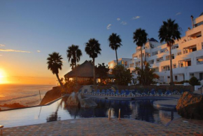 Las Rocas Resort & Spa